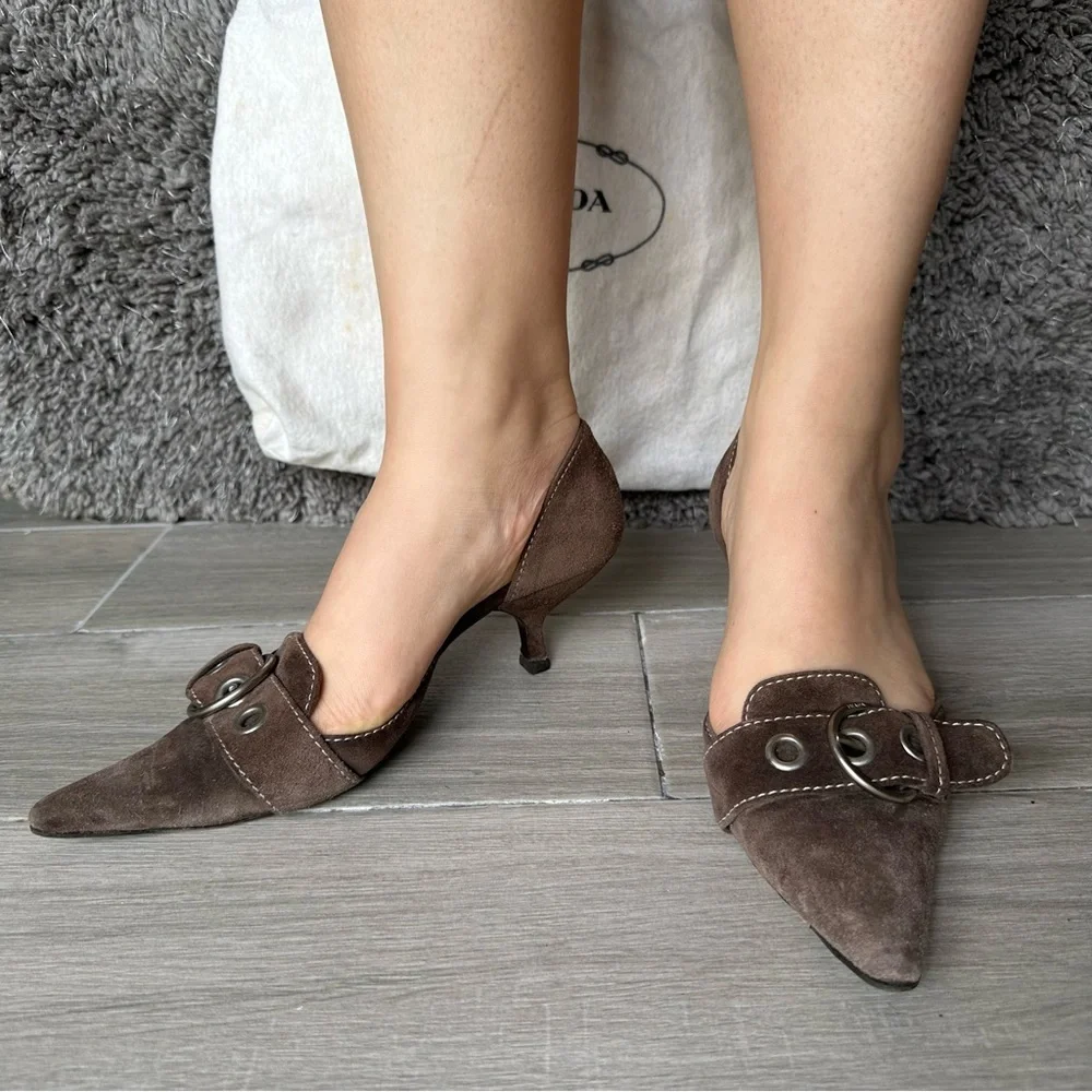 Prada 2002 Spring Brown Suede Pointed Buckle Kitten Heels - Picture 6 of 7